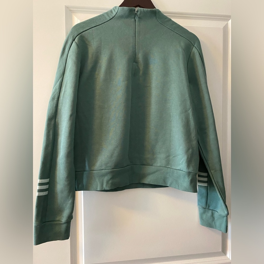 NWT. Adidas Crewneck Sweatshirt in Teal Green with Logo - Picture 7 of 9